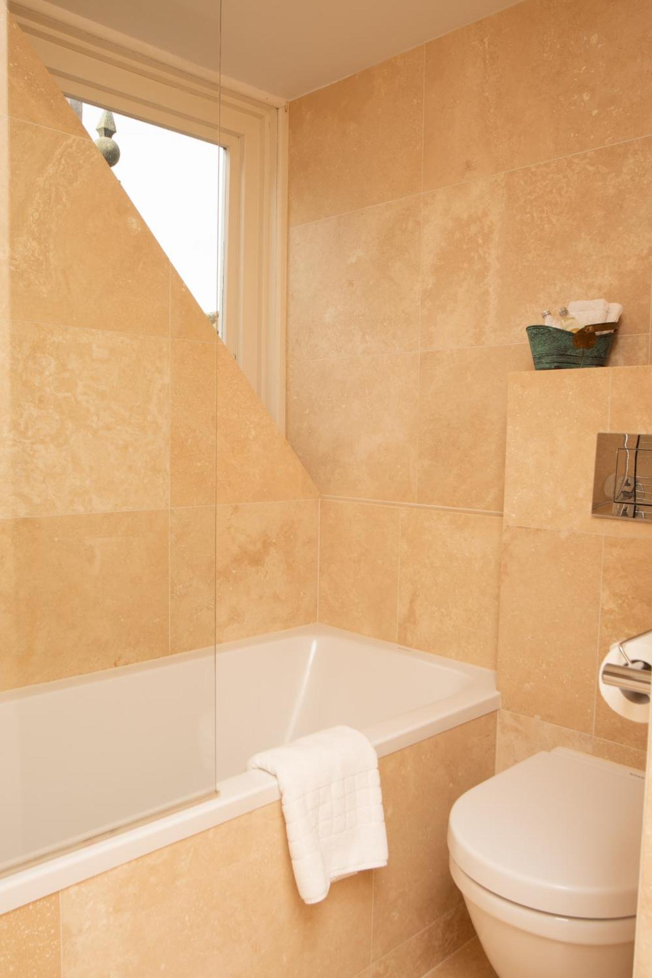 Chirnside Hall Hotel Bilik gambar