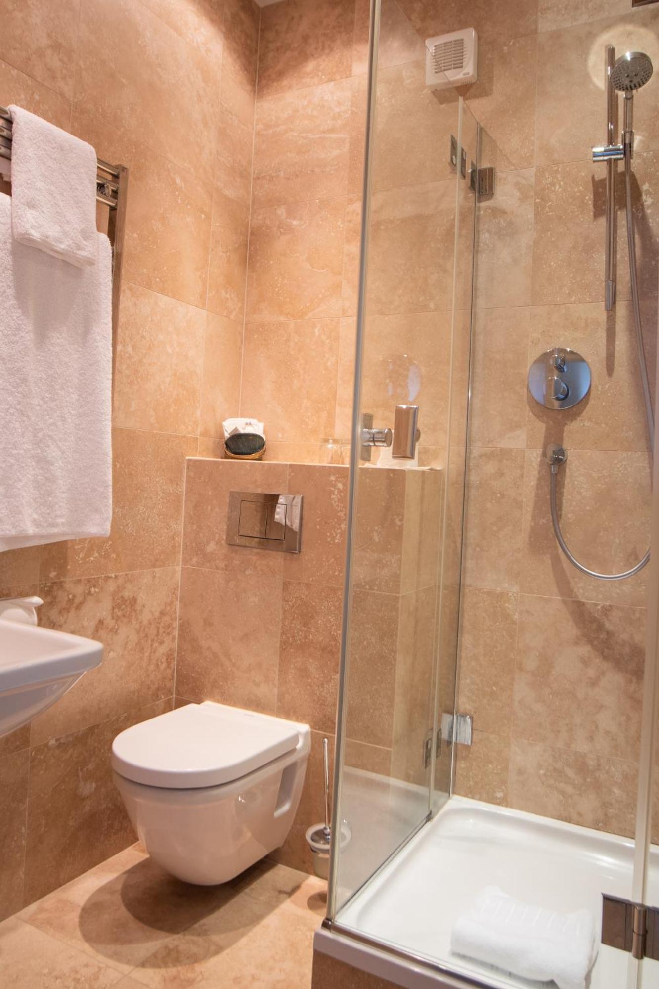 Chirnside Hall Hotel Bilik gambar
