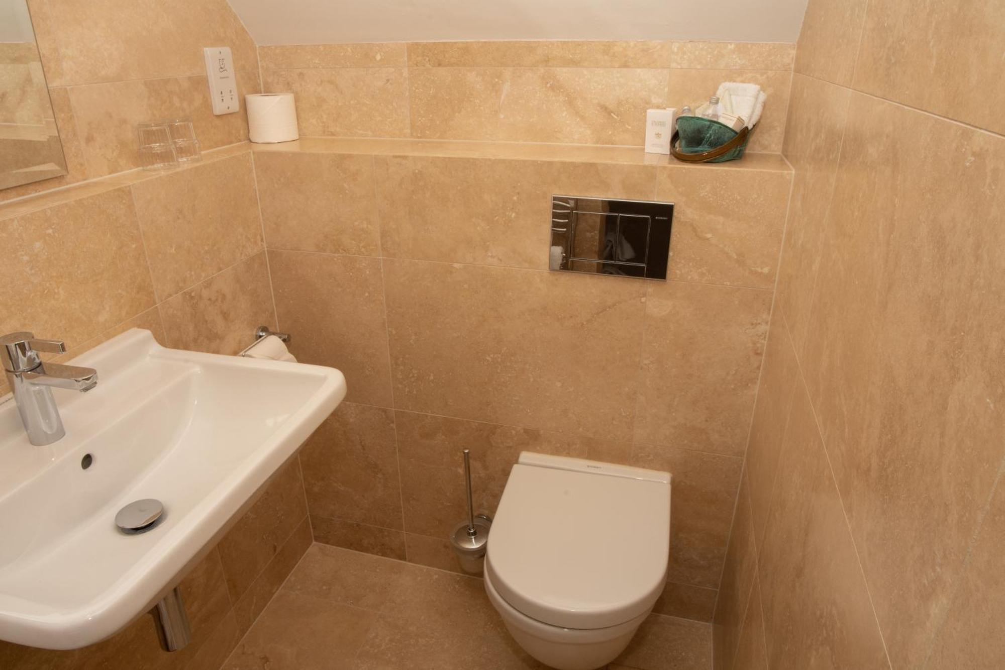 Chirnside Hall Hotel Bilik gambar